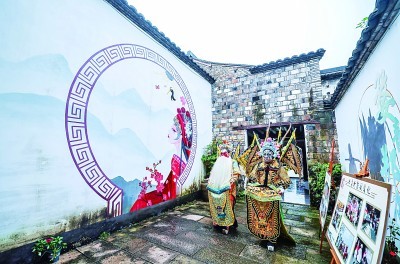 “破圈”后 传统戏曲如何更眩惑年青东说念主 “破圈”后 传统戏曲如何更眩惑年青东说念主