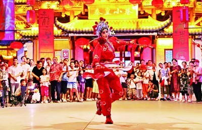 “破圈”后 传统戏曲如何更眩惑年青东说念主 “破圈”后 传统戏曲如何更眩惑年青东说念主